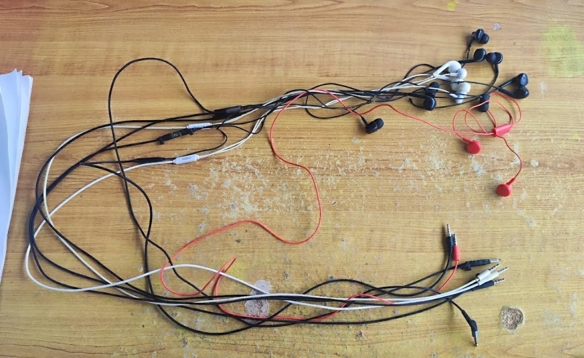 Beberapa Headset